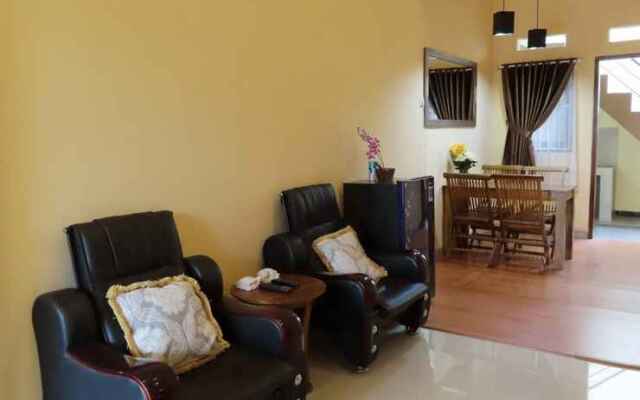 Guest House Puri 3 Bedroom AC