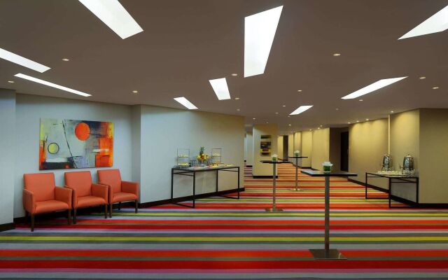 Millennium Central Downtown Hotel