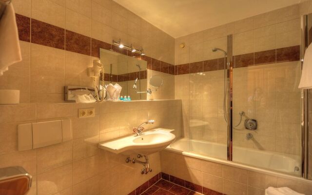 Das Posthaus stubai & smart hotel