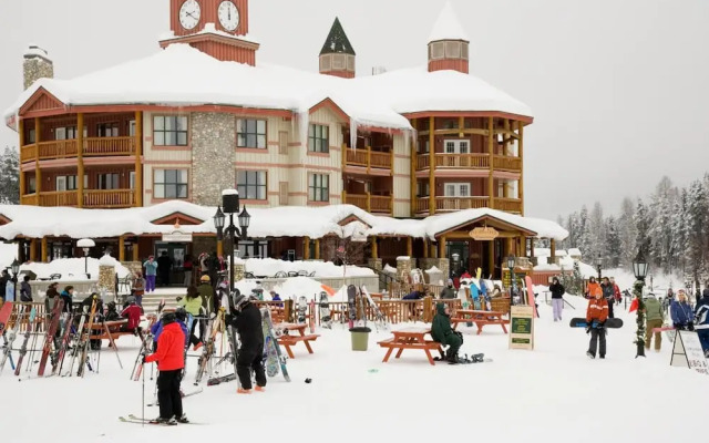 Polaris Lodge By Rcr