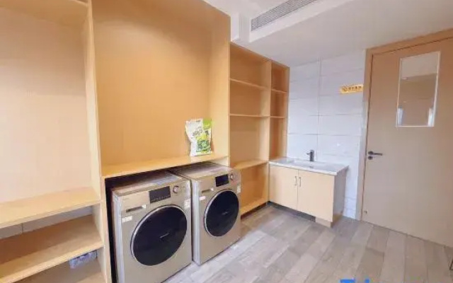 Yudu Hotel (Liuxing Street Yining Airport)