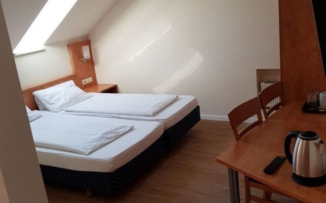 Hotel Balnoor