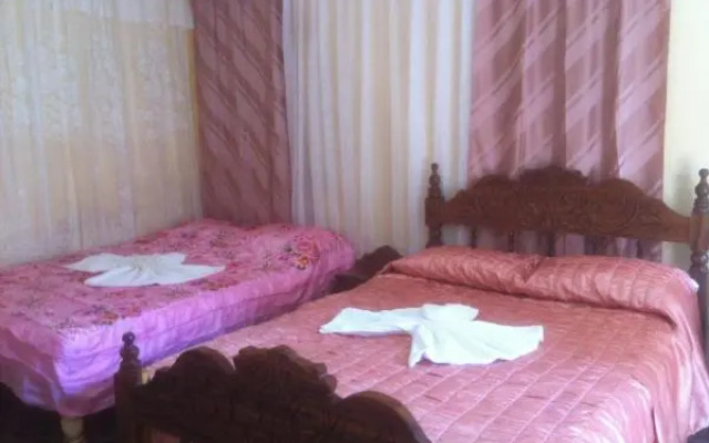 Lino Perez Street Rooms