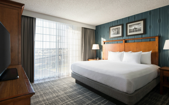 Embassy Suites by Hilton Austin Central