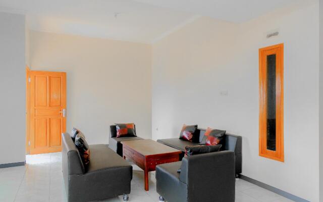 OYO 605 Queen Homestay