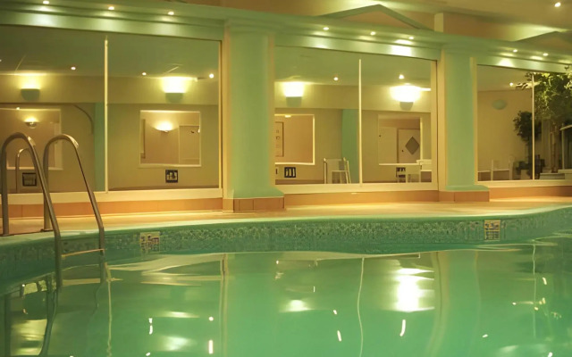 Riviera Hotel