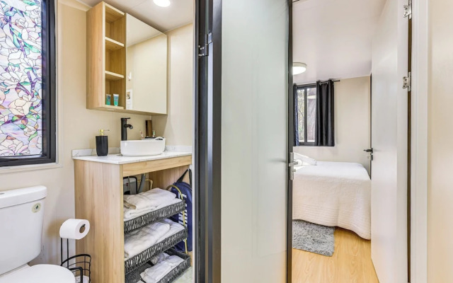 5 Mi to Stone Mountain: Lithonia Getaway