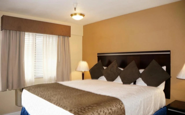 Executive Inn Hotel