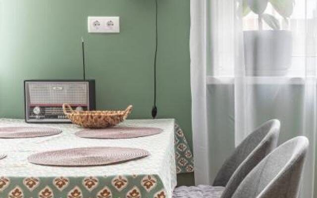 Poplar Guest Complex