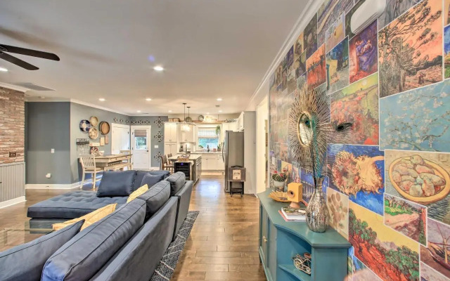 2 Mi to Downtown: Luxe Greenville Retreat!