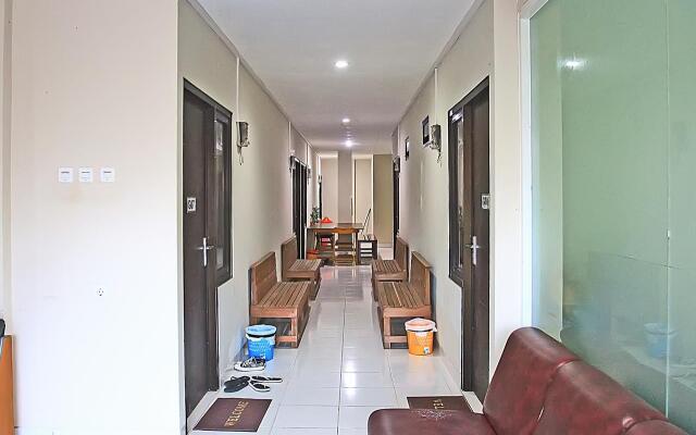 Oyo 1020 Pelita Guest House