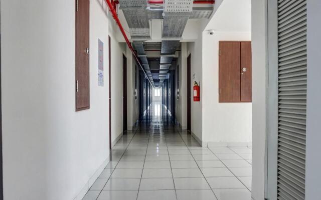 OYO 91045 Tower Mahakam By Toha Room