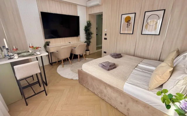 Aiastay Bucharest River Apartments