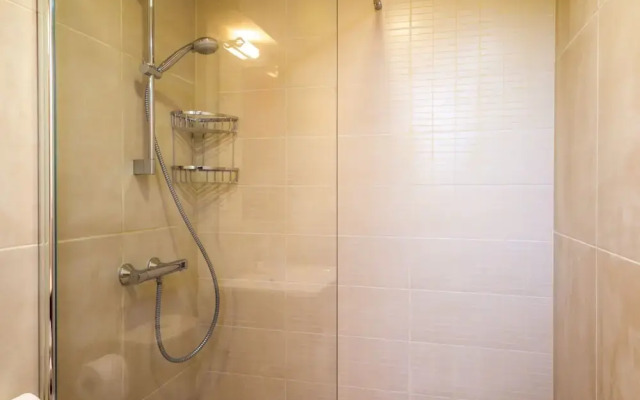 La Belle Villa - Family Retreat Magnificent View