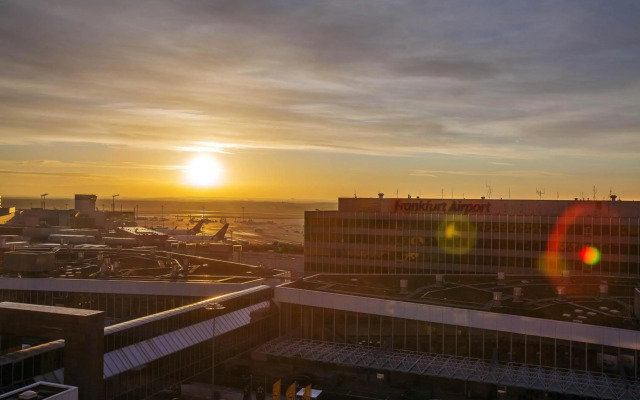 Sheraton Frankfurt Airport Hotel & Conference Center