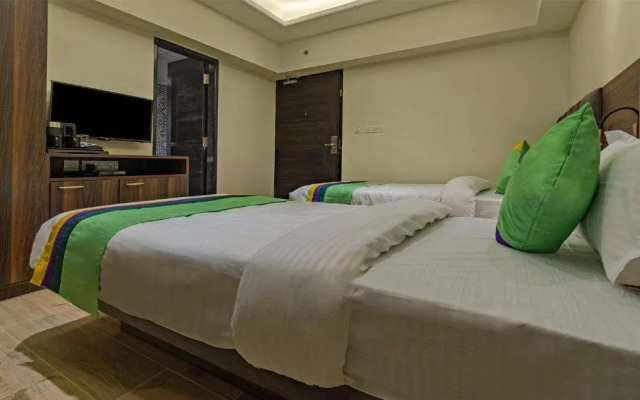 Treebo Pink City Grand