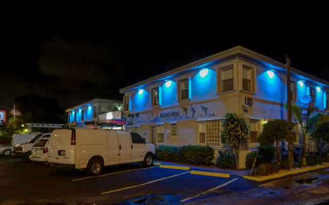 Richard's Hotel