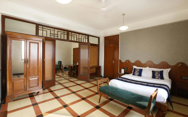 Sea Green Hotel