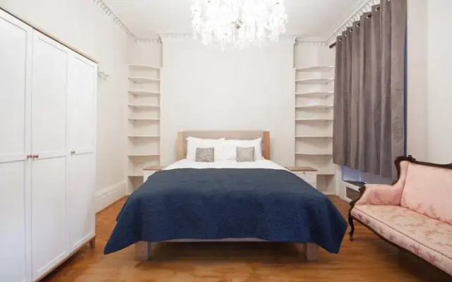 Regents Park Rooms