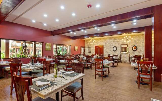 Best Western Plus Belize Biltmore Plaza