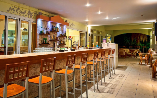 Gaia Royal Hotel