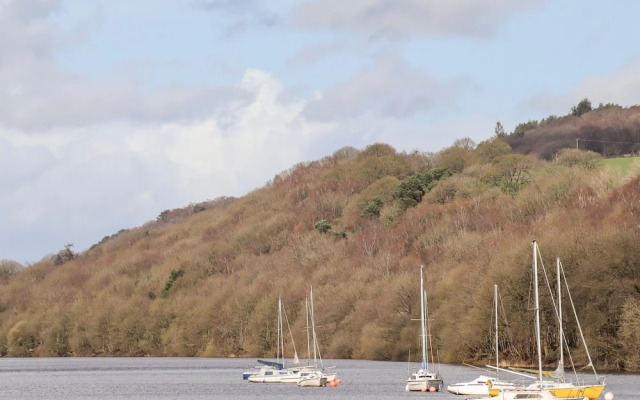 Watersview Lodge