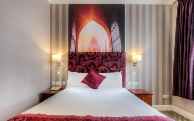 Garner Reading City Centre by IHG