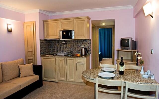 Faber Apartments