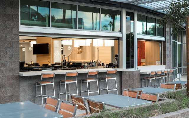 Hyatt Place Tempe / Phoenix / University