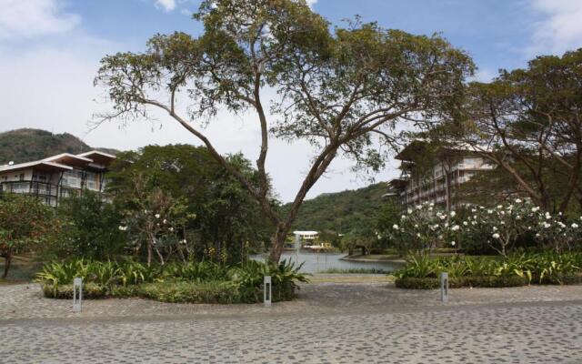 Unit 507 Pico De Loro