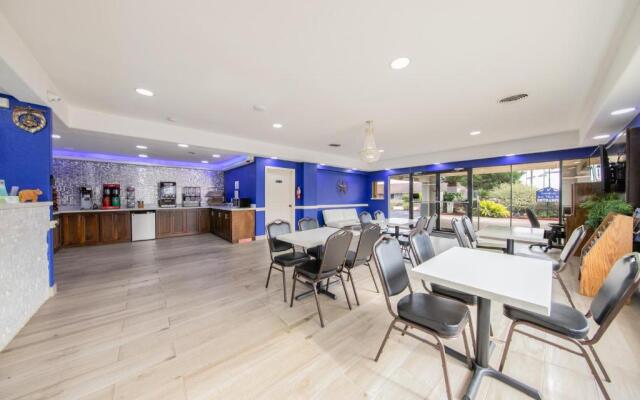 Americas Best Value Inn & Suites Brenham