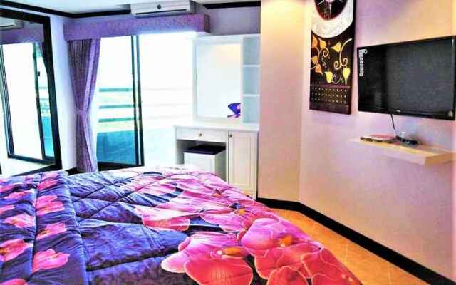 1 bed Luxury Condo Jomtien