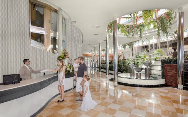 Hotel Palmira Paradise & Suites