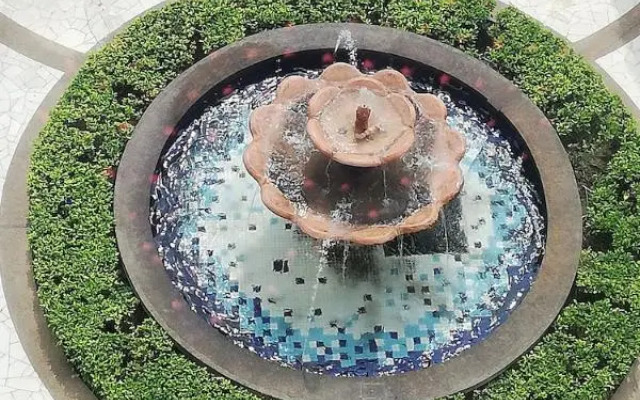 SM service suite Times Square