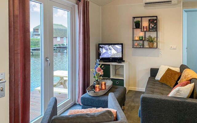 Nice Home in Breukelen With Wifi and 2 Bedrooms