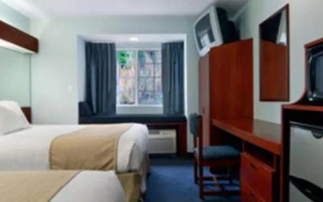 Microtel Inn & Suites Gardendale