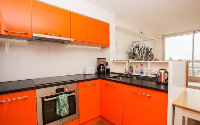 2 Bedroom Flat in Marylebone With Views