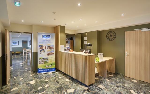 Hôtel Eliova- L'Eau Vive