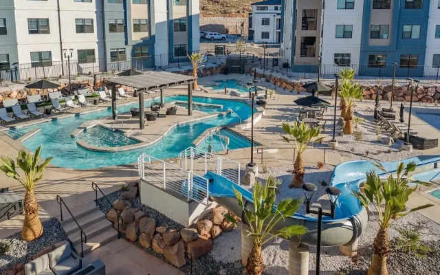 Pinyon Pines #103 2 Bedroom Condo