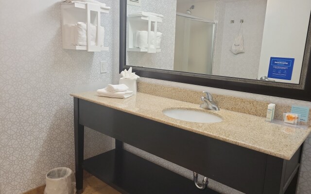 Hampton Inn Pensacola-Airport (Cordova Mall Area)