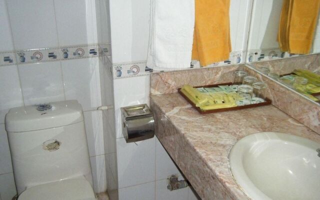 Yong Ding Men Hotel - Beijing