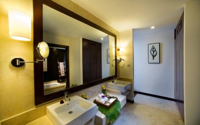 Avani Sepang Goldcoast Resort