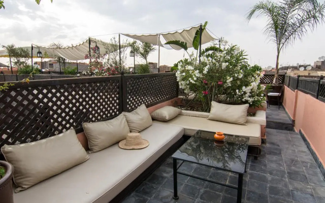 Riad Dar Lyna