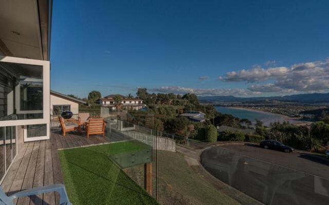 Ohuka Lookout - Whitianga Holiday Home