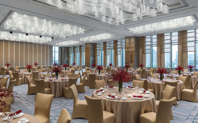 Pullman Haining