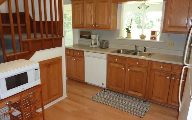 Atlantic Tabby by Jekyll Realty