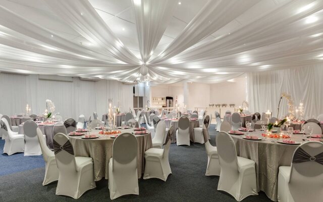 Saldanha Bay Hotel