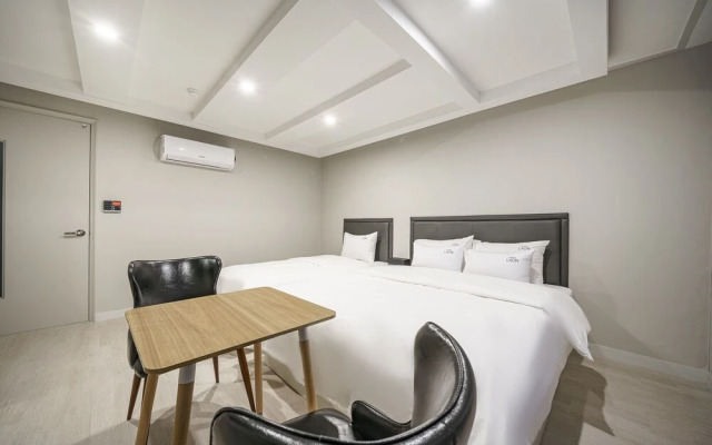 Gimhae Samgye Hotel Raon