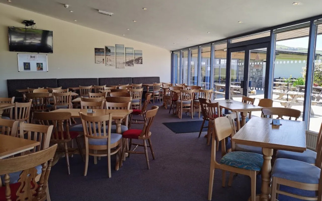 Sea and Mountain View Sunbeach Holiday Snowdonia