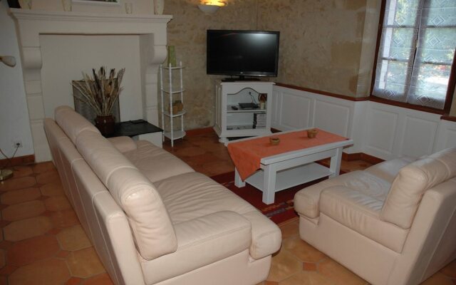 Confortable Gîte 100 M², 6 Pers. Maxi